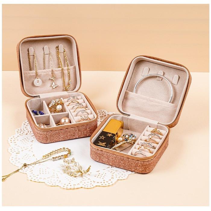 Celvanes Batik Mini Travel Jewellery Case - Bumibox
