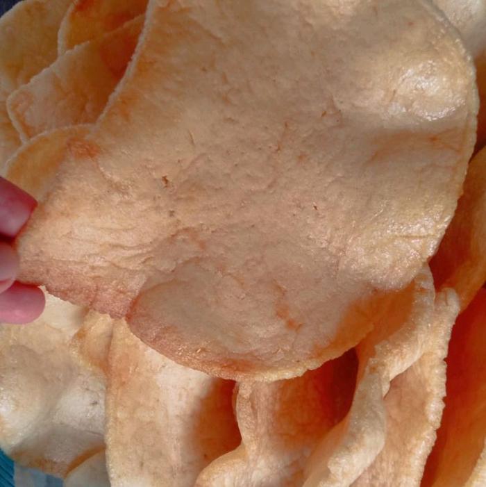 🦐 Premium Raw Shrimp Crackers (Kerupuk Udang Besar Sidoarjo) – 500G